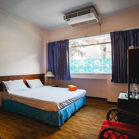 בנגקוק Ruamchitt Travelodge מראה חיצוני תמונה