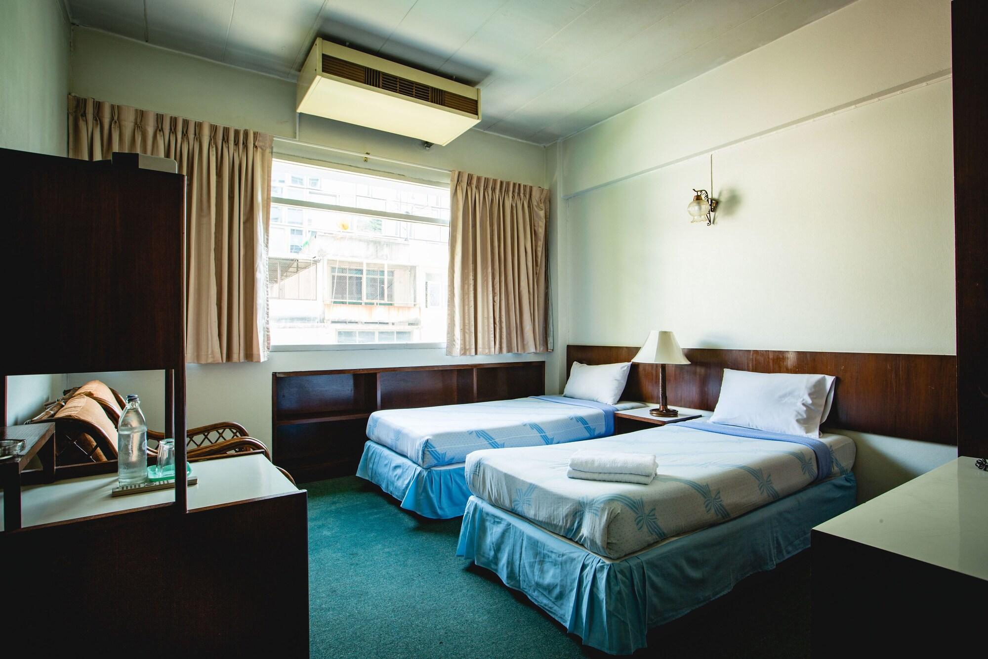 בנגקוק Ruamchitt Travelodge מראה חיצוני תמונה
