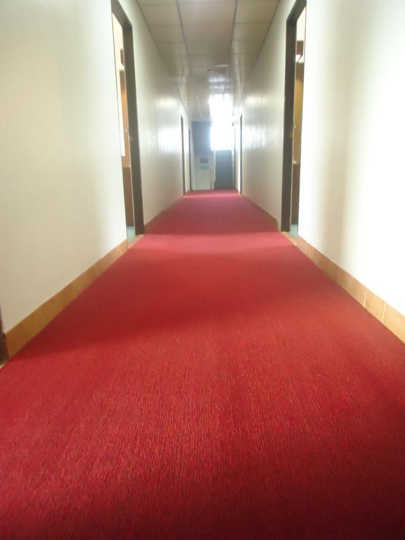 בנגקוק Ruamchitt Travelodge מראה חיצוני תמונה