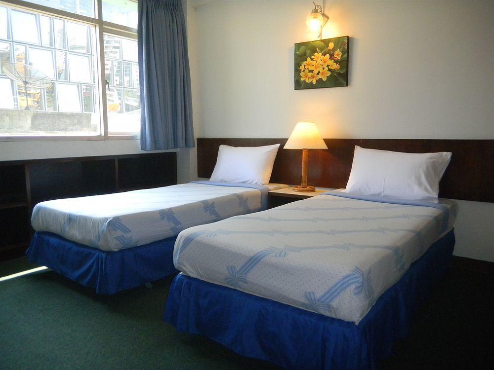 בנגקוק Ruamchitt Travelodge מראה חיצוני תמונה