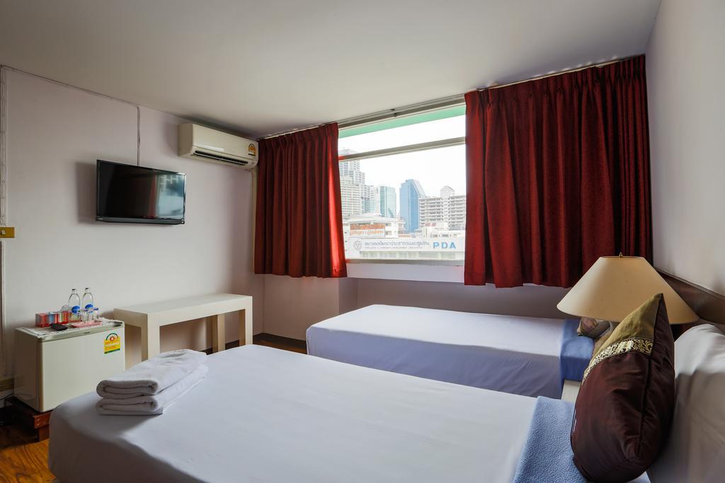 בנגקוק Ruamchitt Travelodge מראה חיצוני תמונה