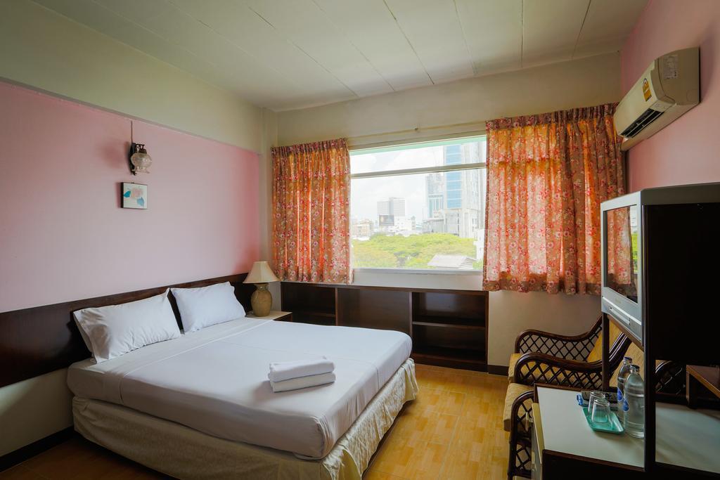 בנגקוק Ruamchitt Travelodge מראה חיצוני תמונה