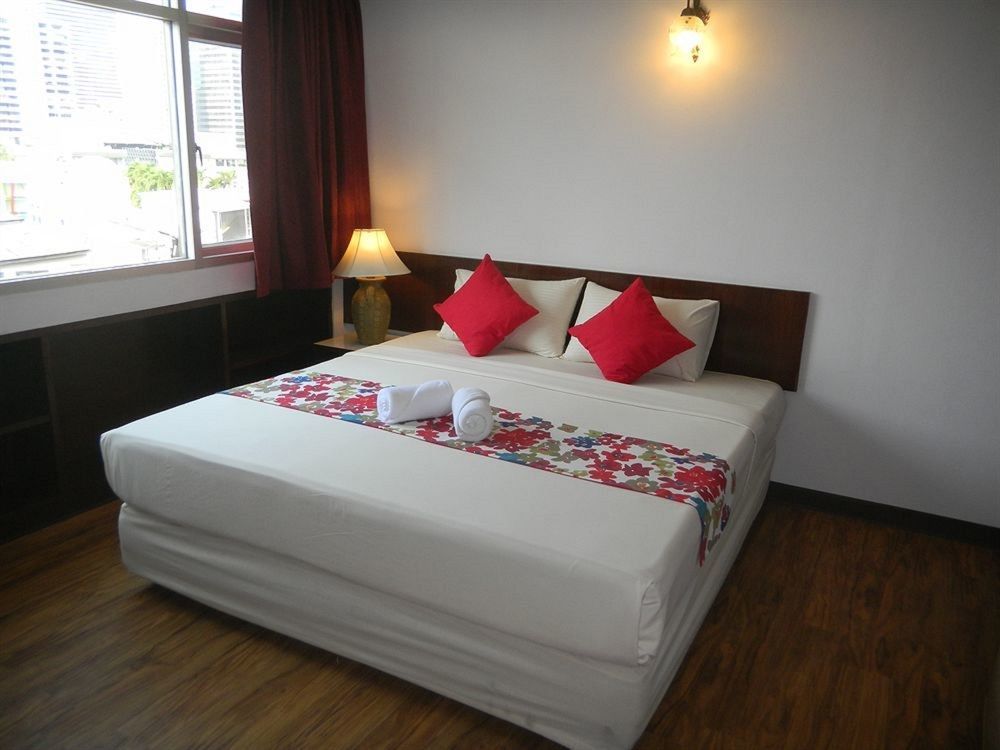 בנגקוק Ruamchitt Travelodge מראה חיצוני תמונה